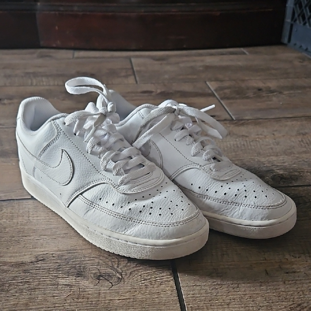 Nike Womens Court Vision White Sneakers, sz 8.5